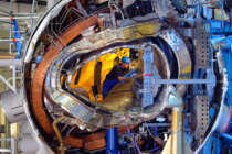 Torus des Fusionsreaktors Wendelstein 7-X (Bild: Wolfgang Filser, Max-Planck-Institut für Plasmaphysik)